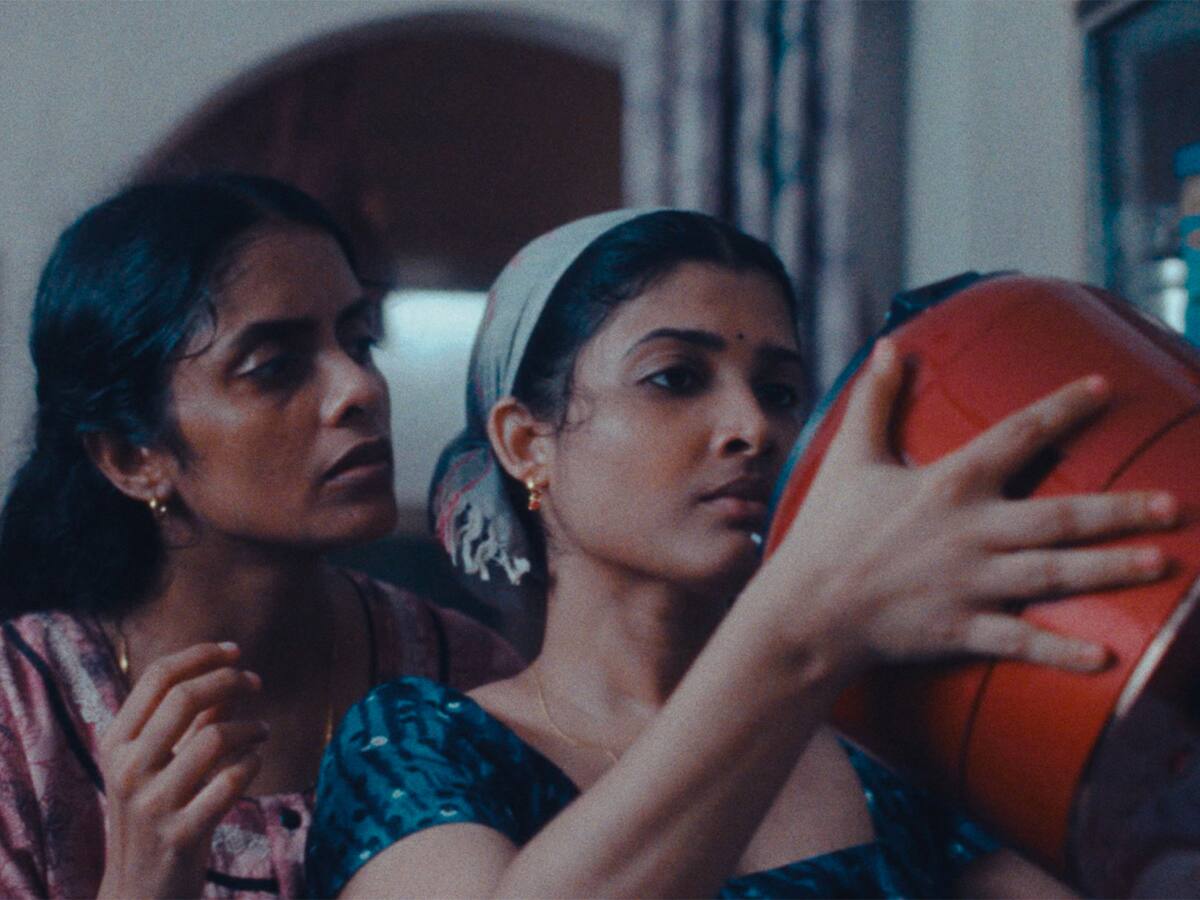 Payal Kapadia: "Si las mujeres pudieran ser más amigas y apoyarse libremente, el mundo sería mejor"