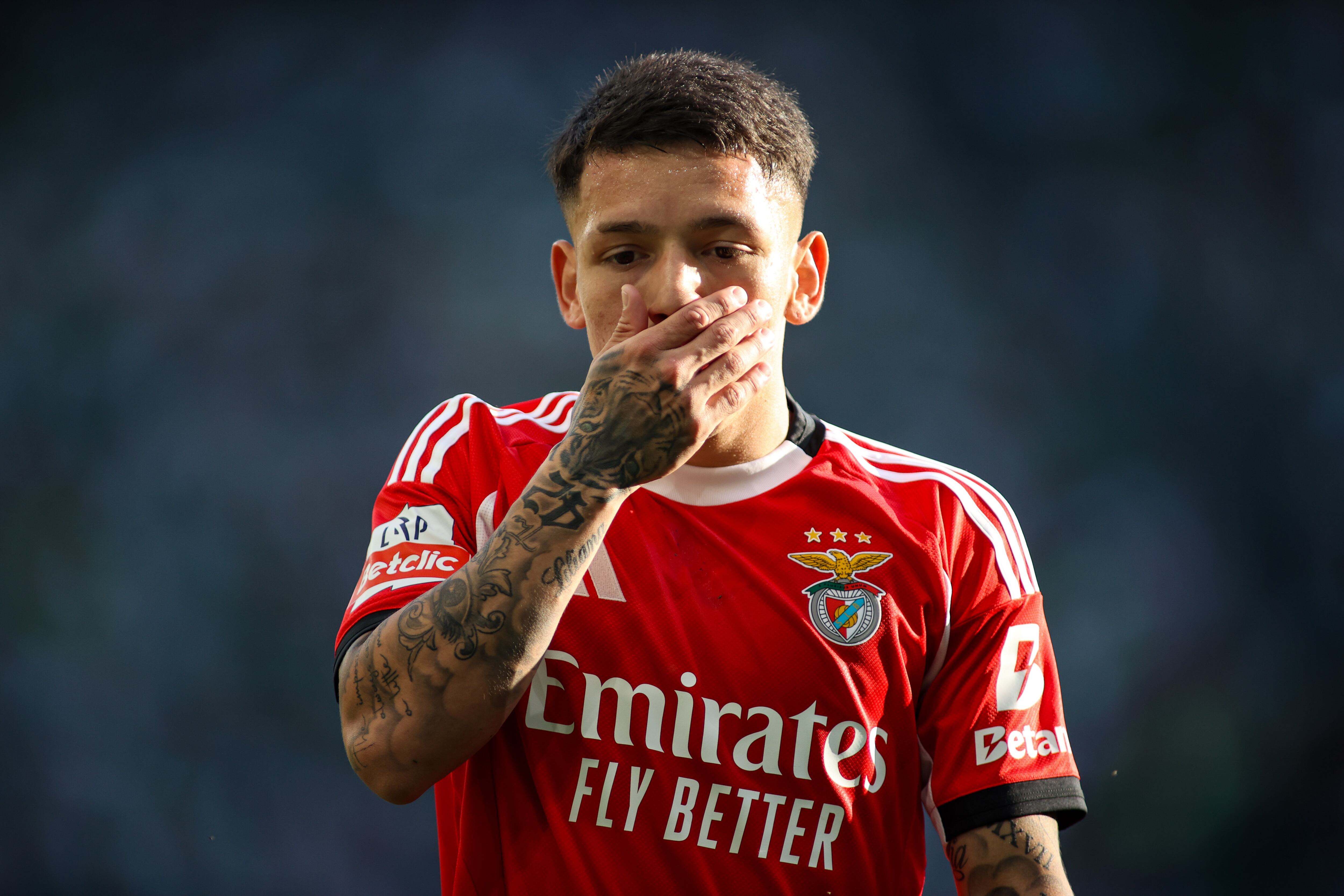 Prestianni durante un partido de la liga portuguesa