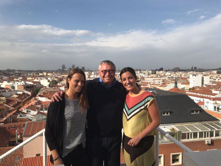 Jennifer Pareja, Michael Robinson y Eli Pinedo