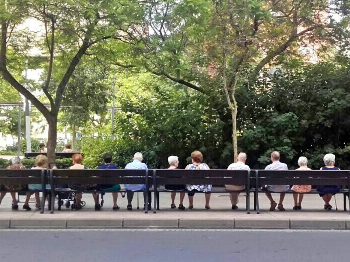 ENTREVISTA A ROSARIO JORGE, MIGUEL ESPÍ Y JULIA MARTÍNEZ, USUARIOS Y TRABAJADORA DEL SED DE PLAZA AMÉRICA, EN HOY POR HOY ALICANTE