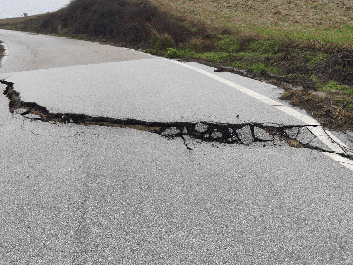 Las borrascas provocan 586 desalojos y destrozan carreteras secundarias