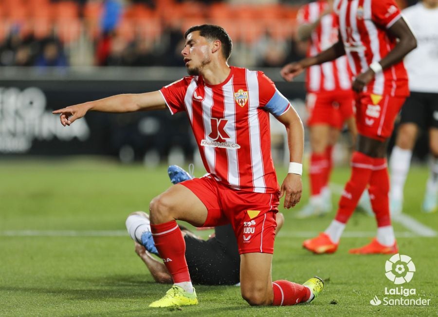 Robertone en el Valencia-Almería.