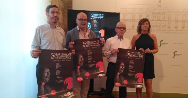 Por orden, Miguel Contreras, Manuel Fernández, Francisco Fernández y Marcela Quesada