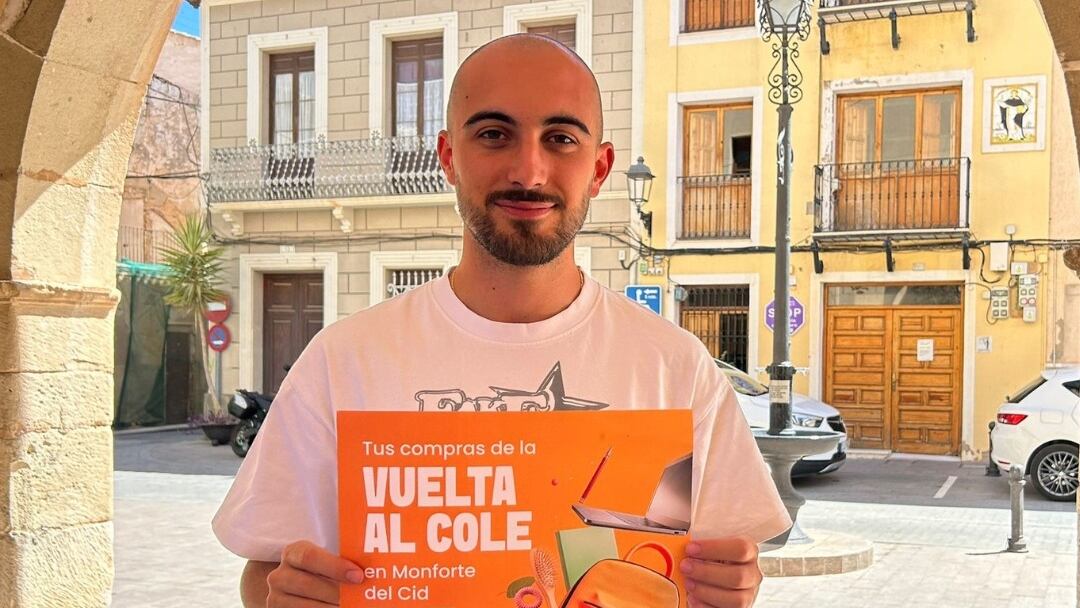 Carlos Sellés, concejal de Comercio de Monforte del Cid