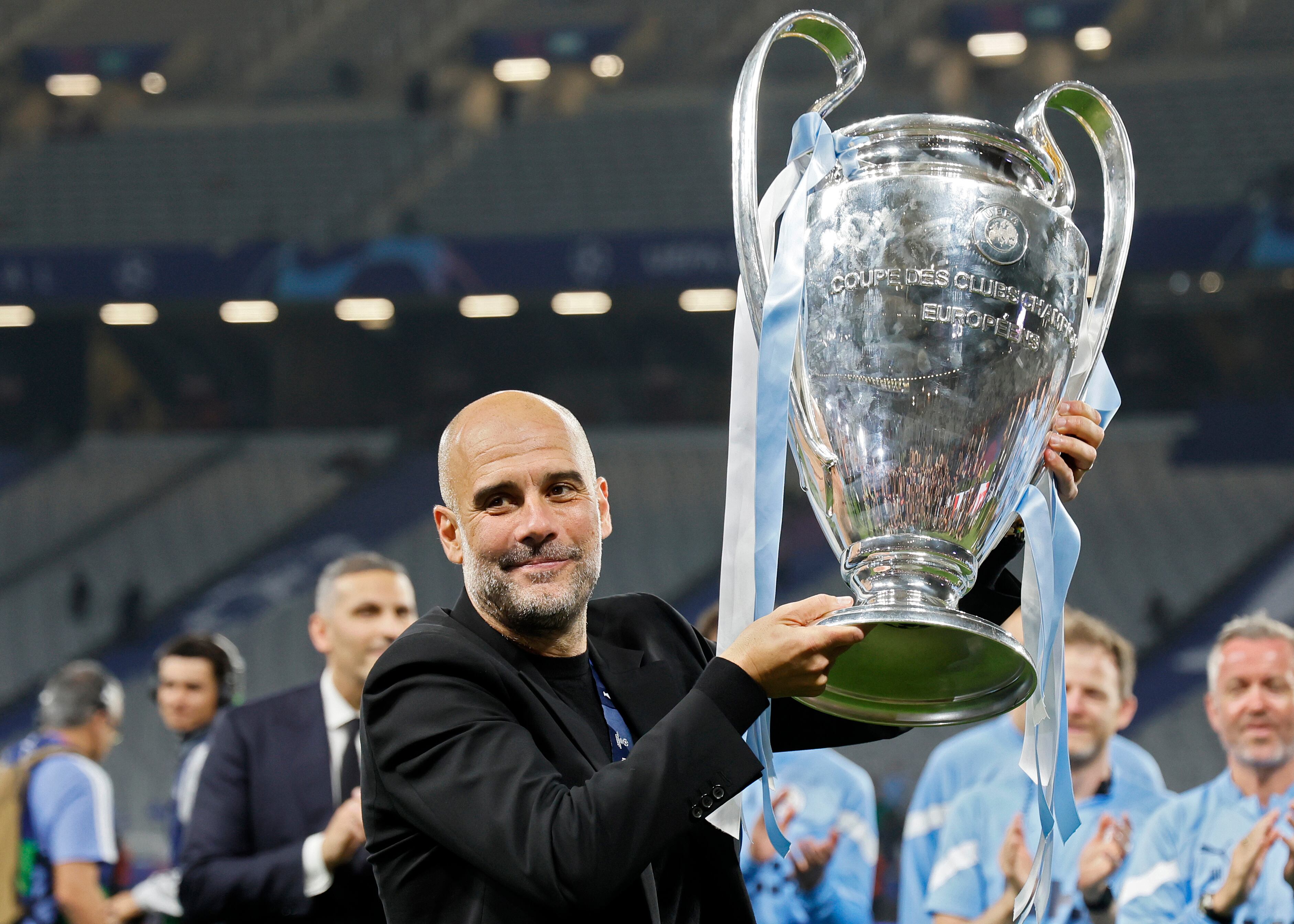 Pep Guardiola con su primera Champions ganada con el Manchester City