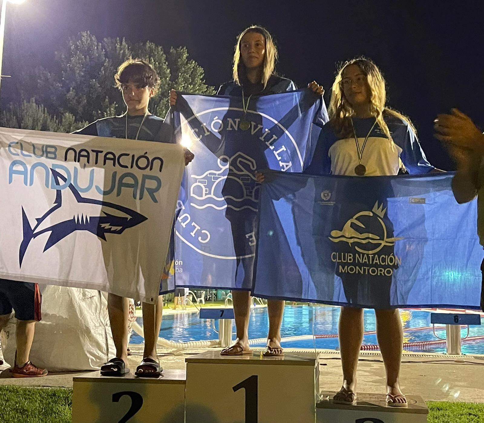 Nuevos éxitos del Club Natación Andújar en el XXX Trofeo de Villa del Río.