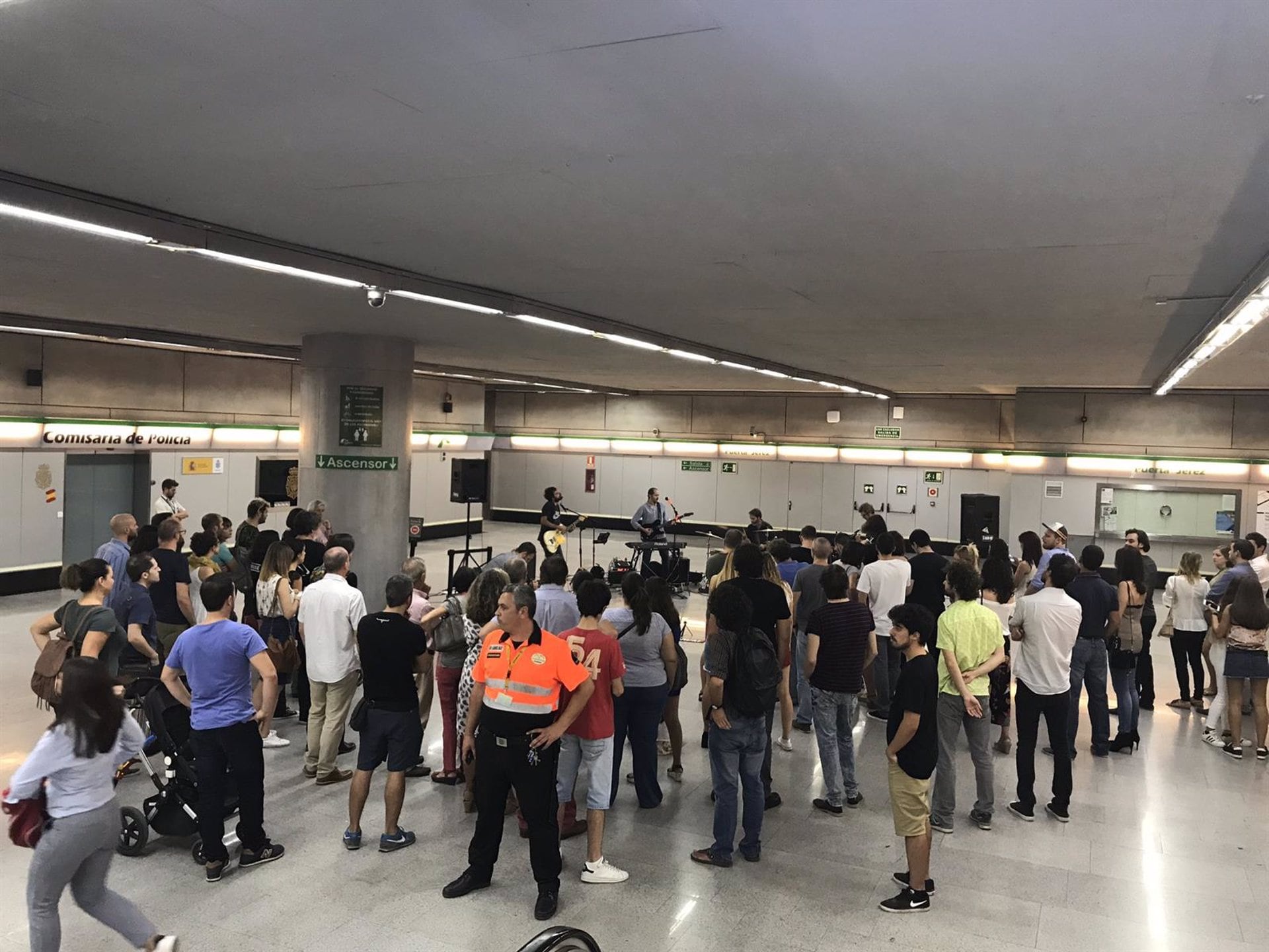 Estación del Metro de Sevilla/Junta de Andalucía