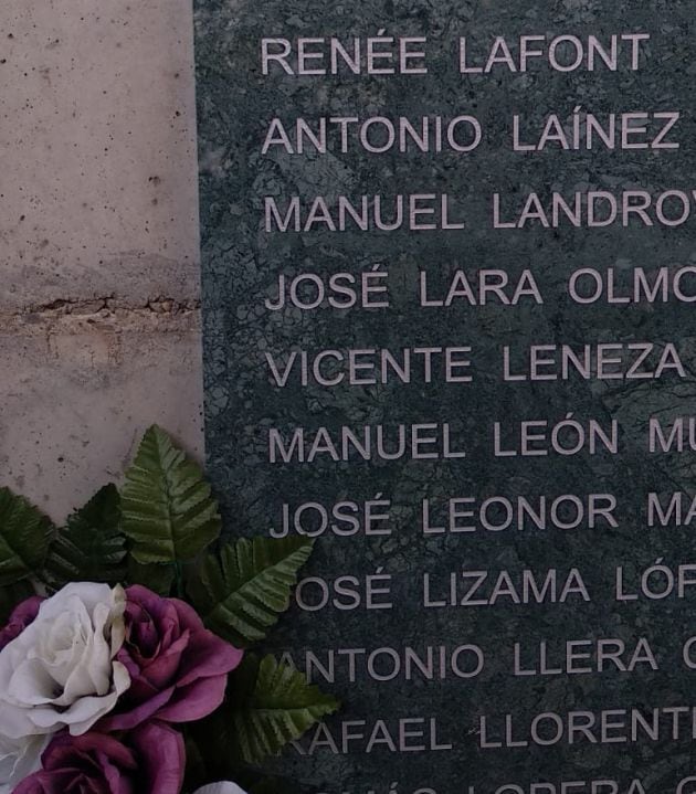 El nombre de Renée Lafont en los Muros de la Memoria del Cementerio de la Salud