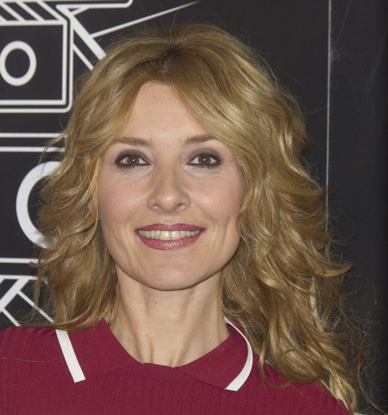 MADRID, SPAIN - FEBRUARY 19:  Actress Cayetana Guillen Cuervo attends &#039;El Ministerio del tiempo&#039; presentation photocall at La Cineteca del Matadero on February 19, 2015 in Madrid, Spain.  (Photo by Eduardo Parra/Getty Images)