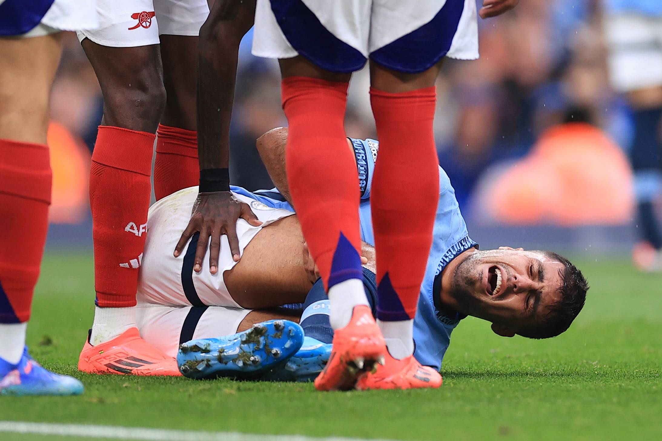 Rodri, durante el partido entre Manchester City y Arsenal en el que se lesionó la rodilla. (Simon Stacpoole/Offside/Offside/Getty Images)