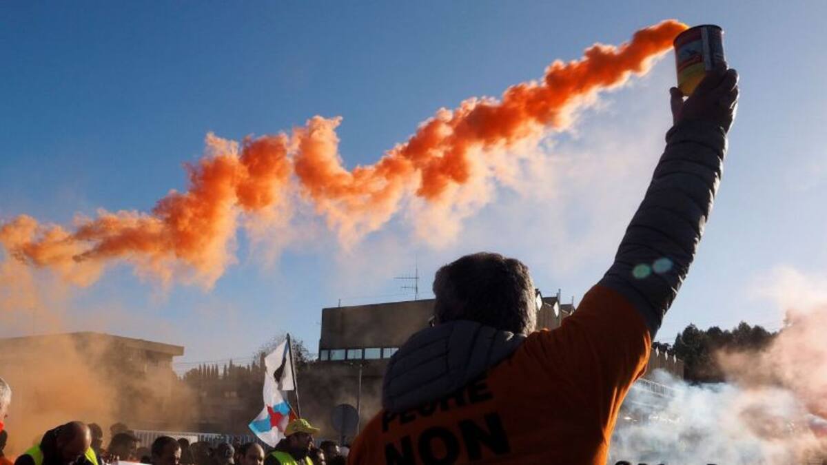 Paula Ínsua, delegada de la CIG en Alcoa: "En algún departamento dicen que si no vamos adelante con el trato, igual en enero no cobramos"
