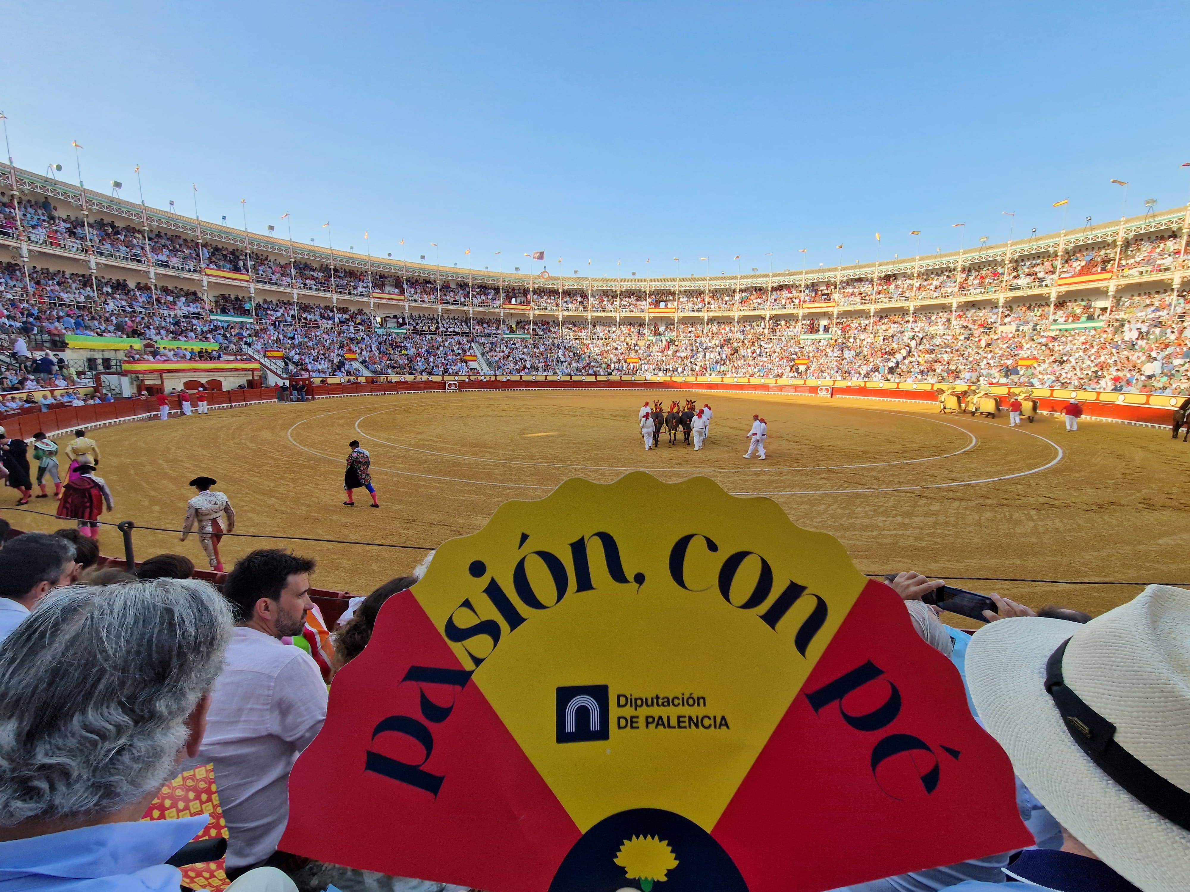 Abanico que reparte Diputación de Palencia