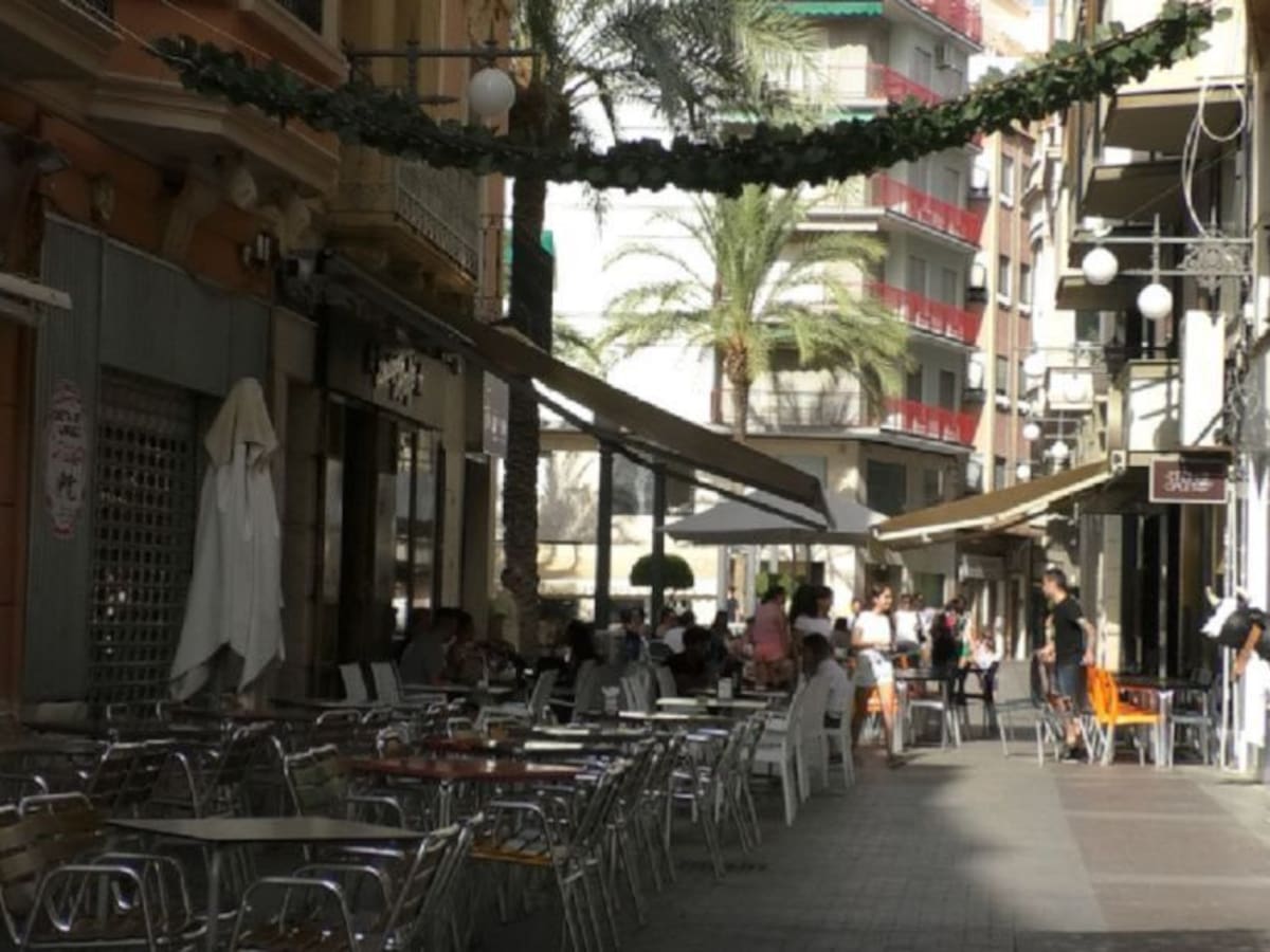 El ayuntamiento amplía hasta final del año la exención de la tasa de mesas y sillas