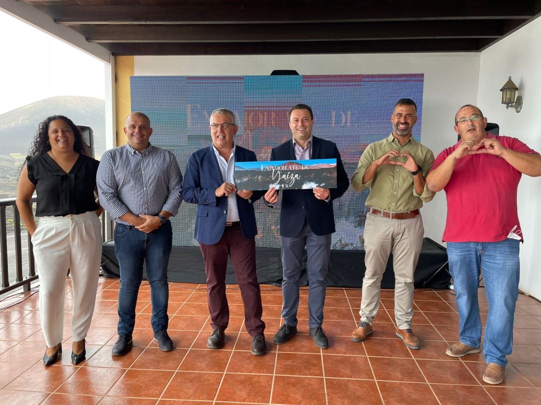 Concejales del Grupo de Gobierno de Yaiza presentando la campaña.