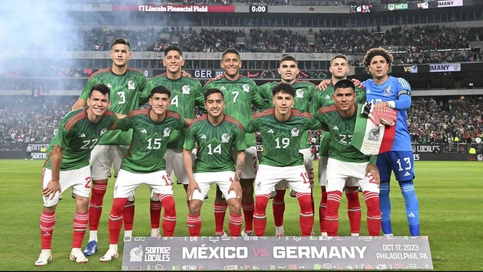 Montes ha completado dos partidos titular con México.