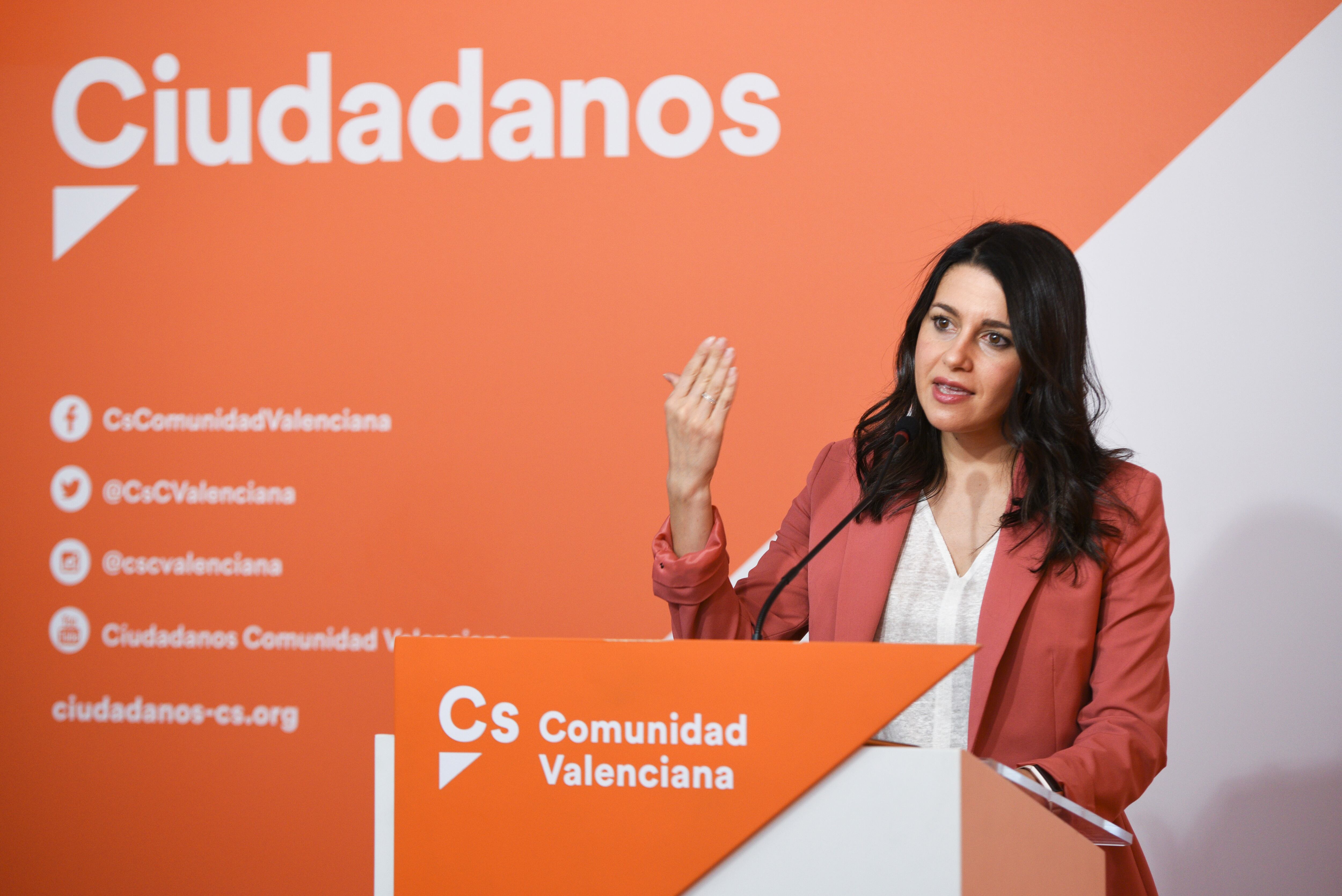 Inés Arrimadas durante un discurso en la Comunitat Valenciana (archivo)