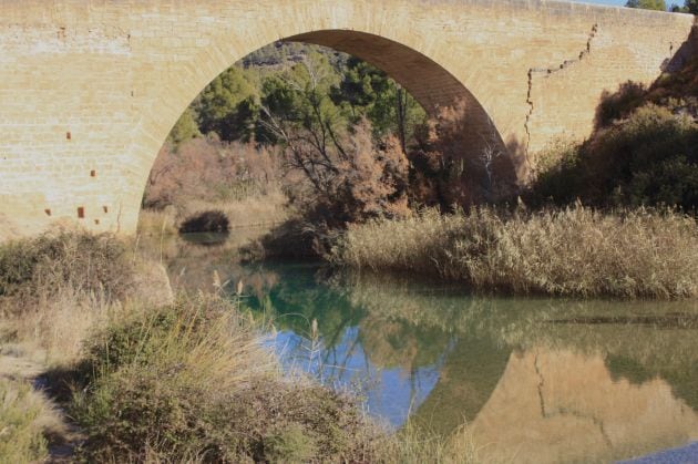 El puente une las provincias de Cuenca y Valencia.