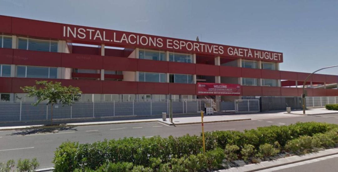 Imagen exterior de las instalaciones deportivas Gaetà Huguet