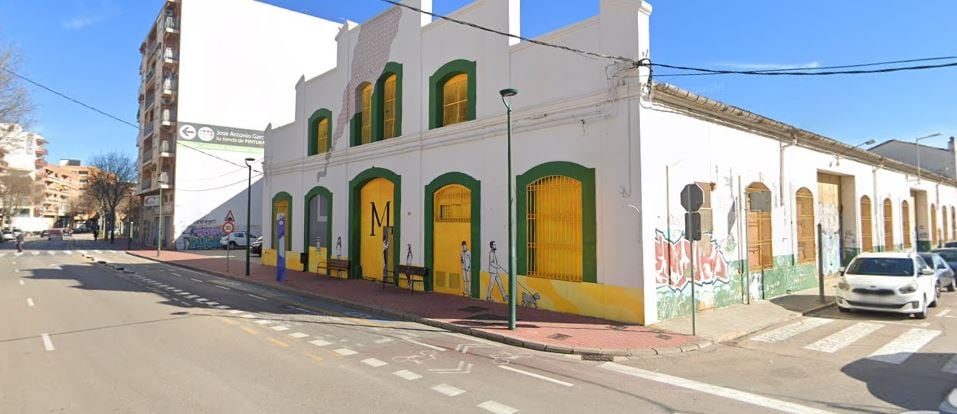 Antigua nave de La Masía en Gandia.