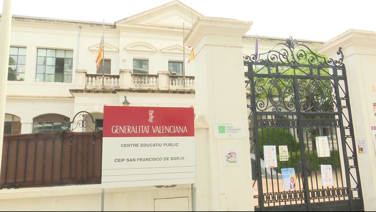 El colegio Sant Francesc de Borja será uno de los próximos en remodelarse con las ayudas del Pla Edificant, según ha anunciado la consellera Raquel Tamarit.