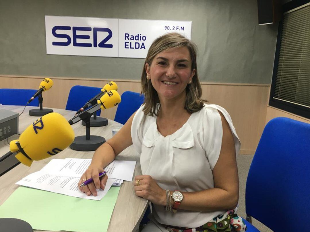 Almudena de Benito en Radio Elda Cadena SER