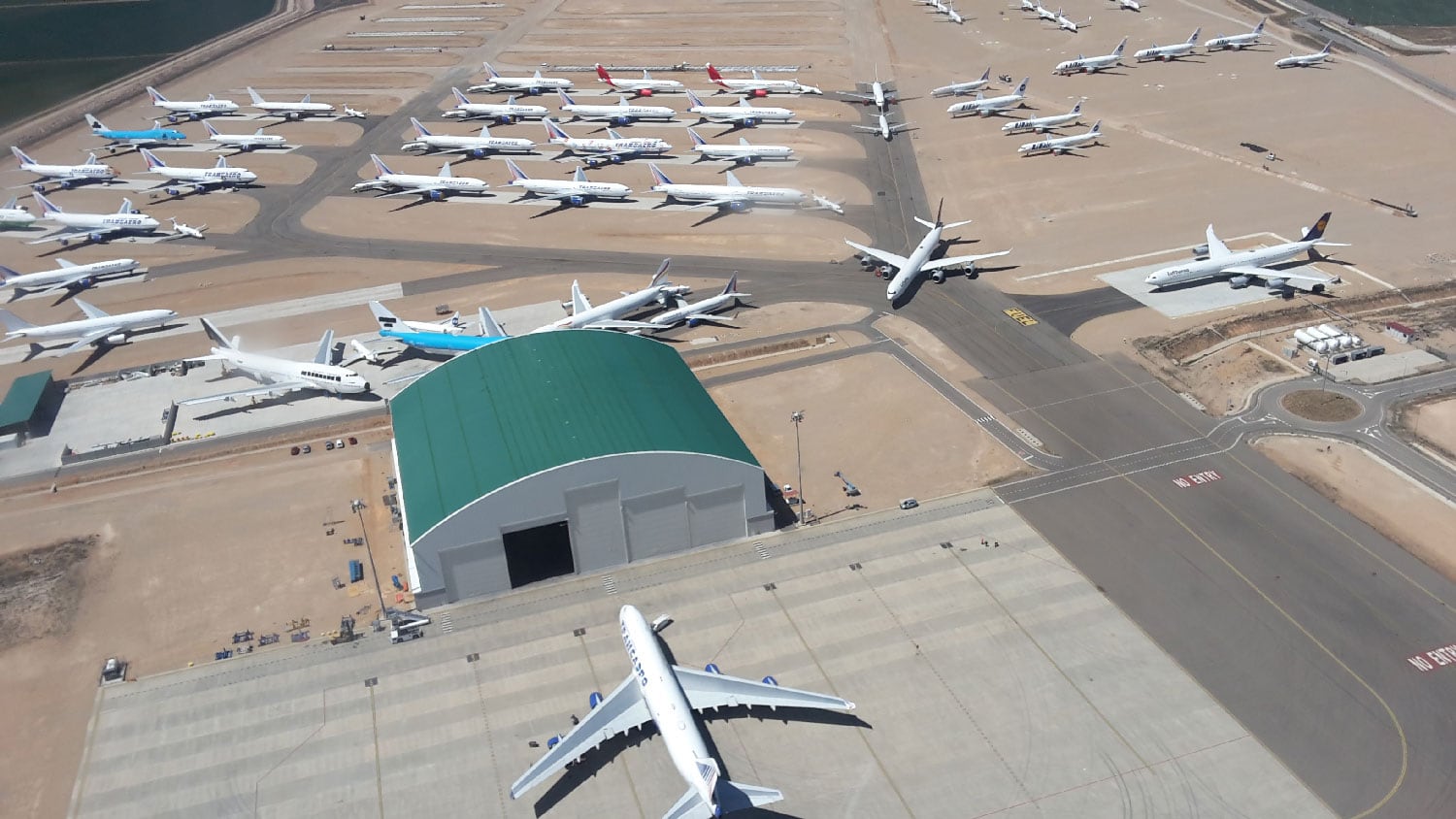 En la pandemia, el aeropuerto de Teruel llegó a albergar 150 aviones