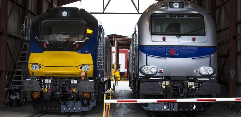 Dos tranvías de la unidad de negocio de fabricación de locomotoras, bogies y trenes ligeros de la planta perteneciente a empresa Vossloh. 