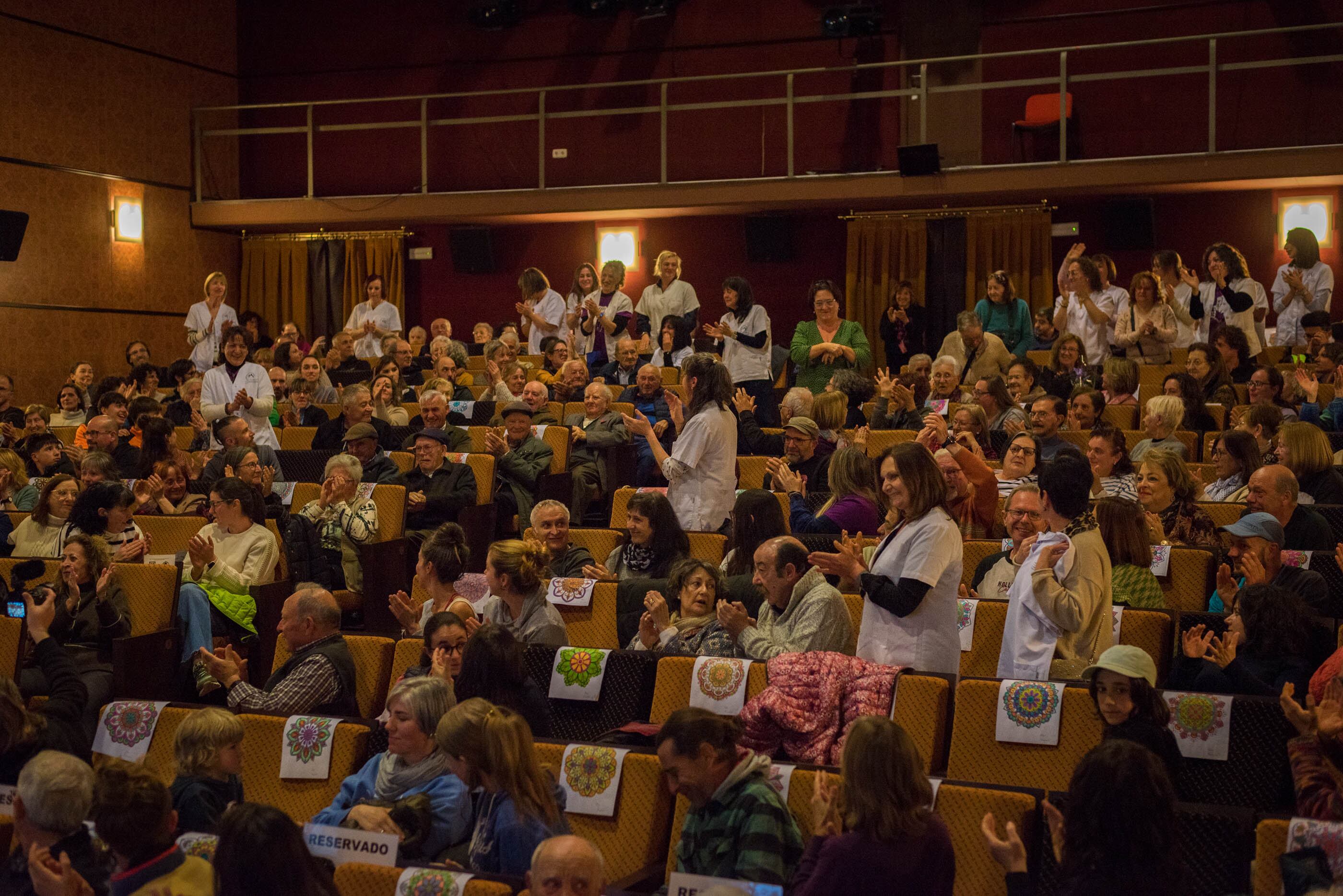 Público Espiello 2025, proyección "Ellas Cuentan".