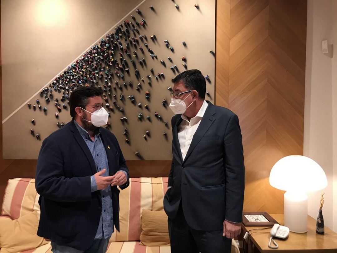 Reunión entre Àlex Ruiz y Enric Morera