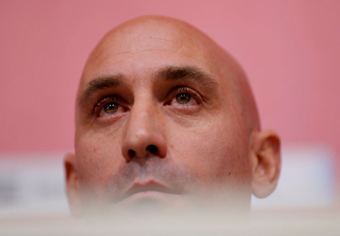 Soccer Football - Spain Press Conference - Spanish Football Federation Headquarters, Las Rozas, Madrid, Spain - November 19, 2019   Spanish soccer federation president Luis Rubiales during the press conference   REUTERS, Susana Vera