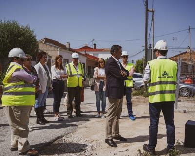 Aguas de Murcia realiza obras para dotar de servicio de alcantarillado a las viviendas del Rincón de los Cobos de El Raal