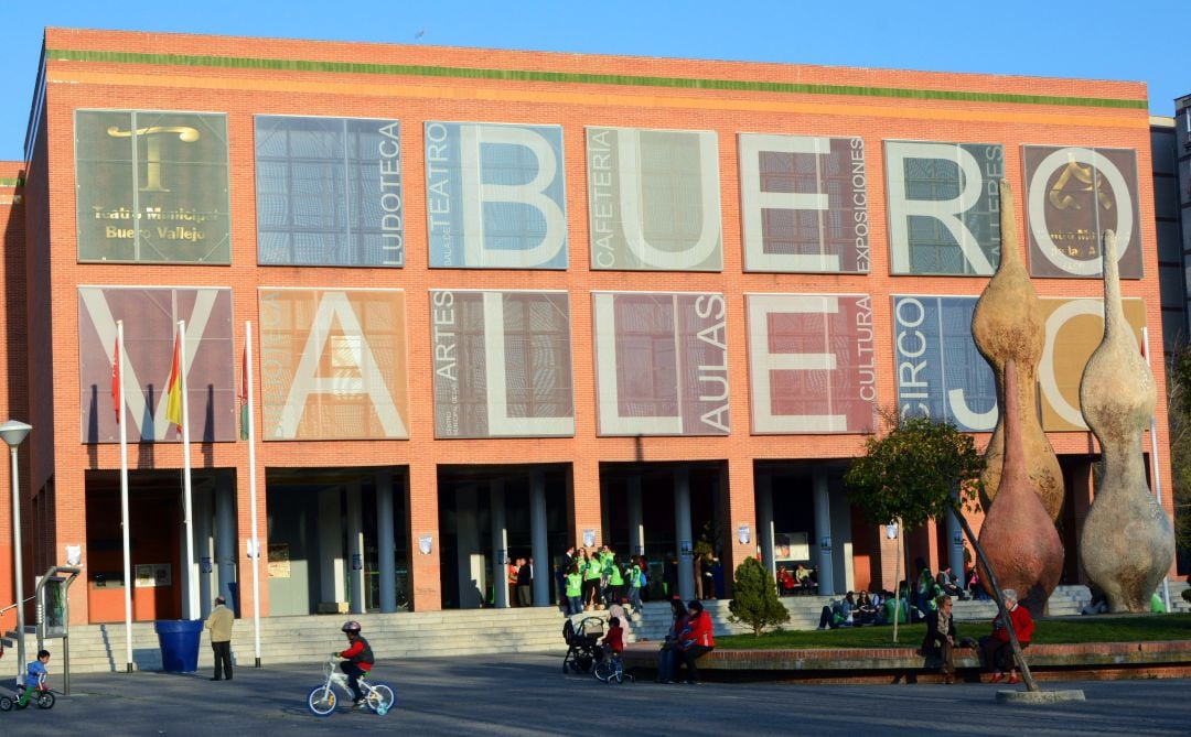 Fachada del Teatro Buero Vallejo de Alcorcón