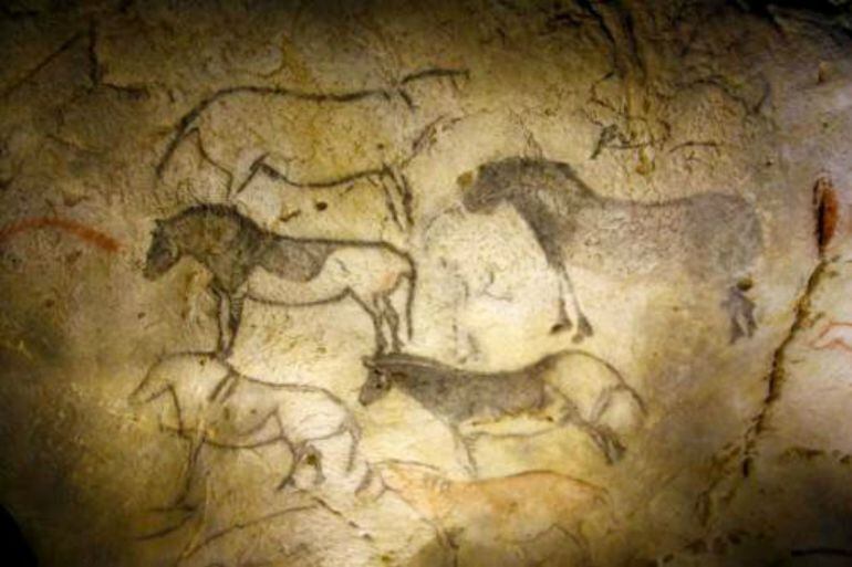 Imagen de una de las pinturas rupestres de la cueva de Ekain, Zestoa