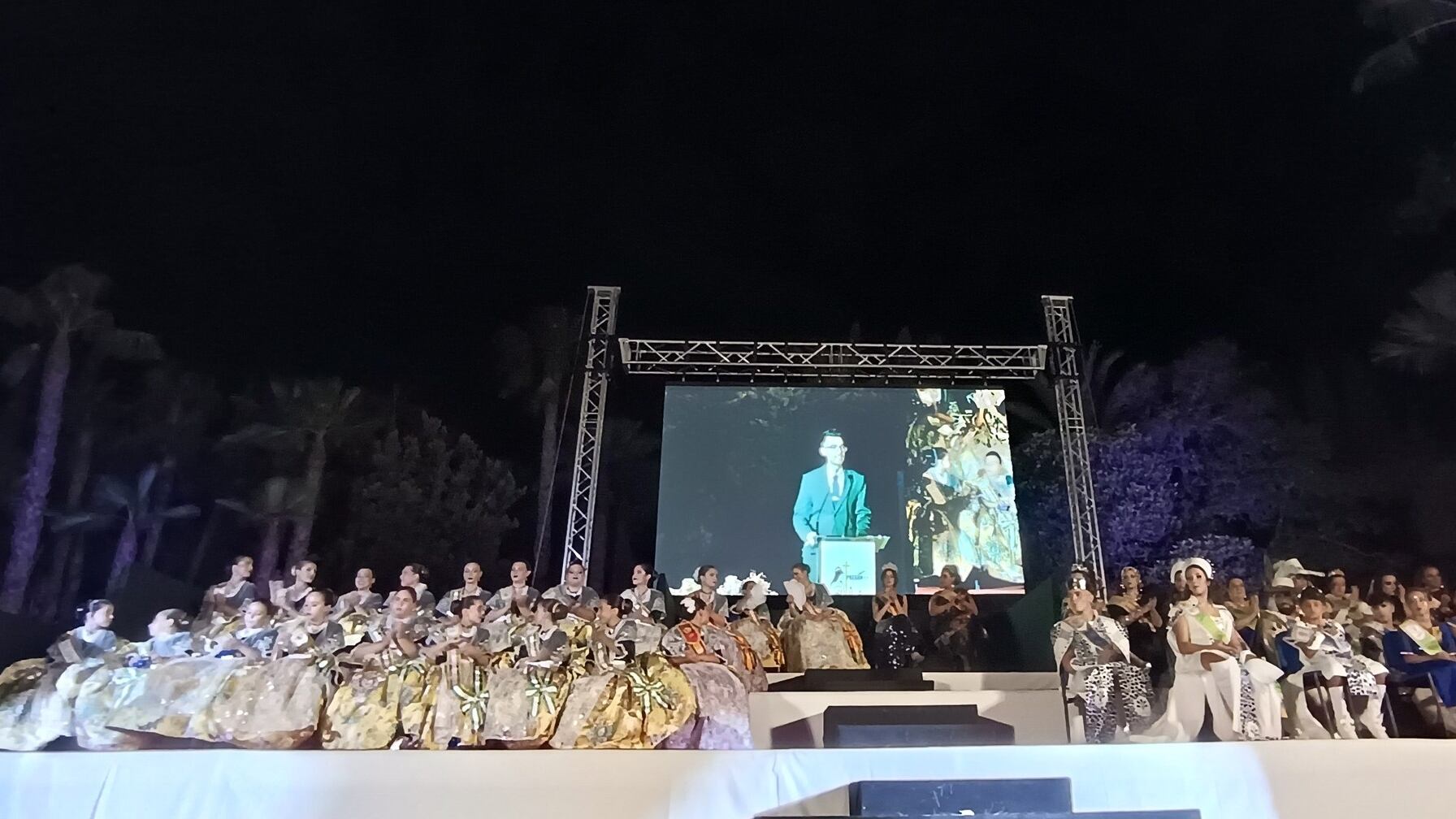 El pasado sábado, el Parque del Oeste de Novelda se llenó de mucho sentimiento noveldero.