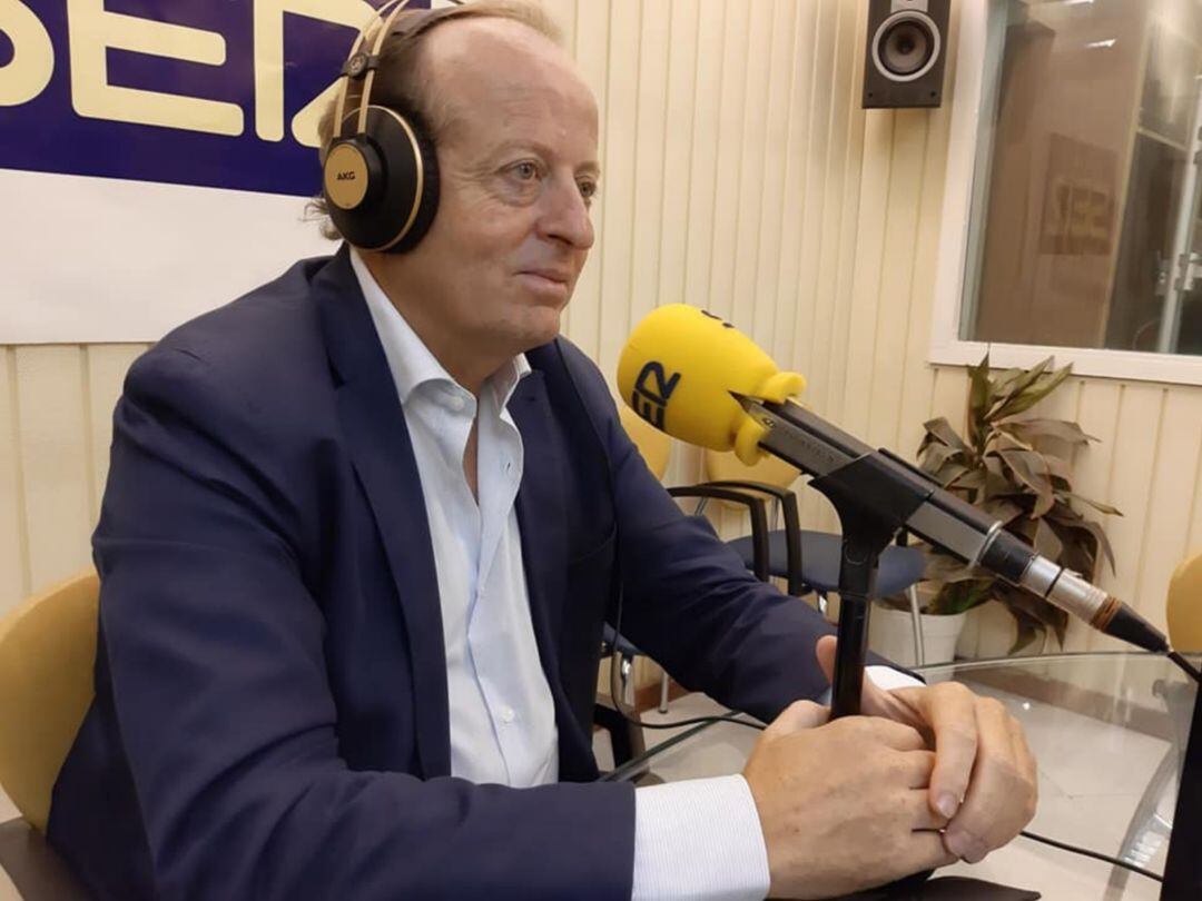 Marcos Camacho, decano del Colegio de Abogados, en Radio Jerez