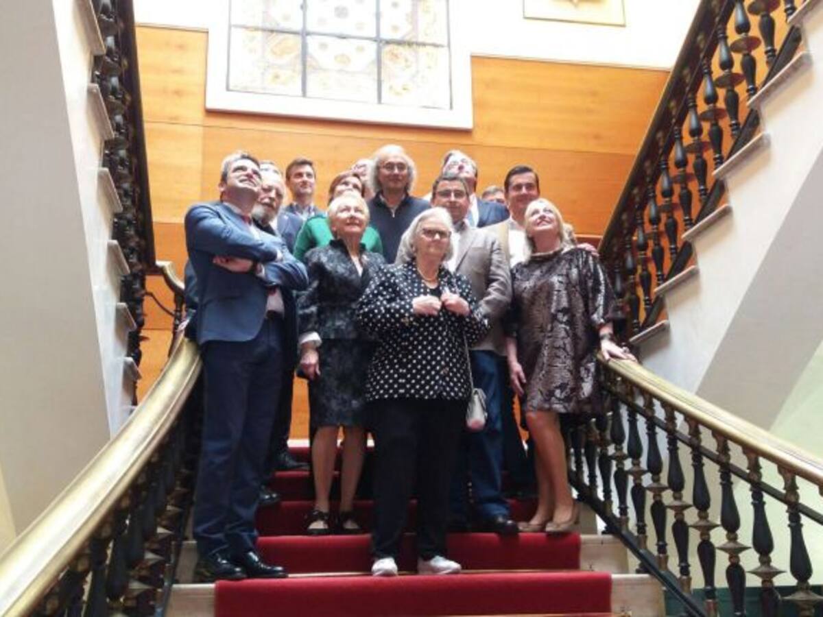 El libro de honores del Ayuntamiento de Gijón recupera el consenso