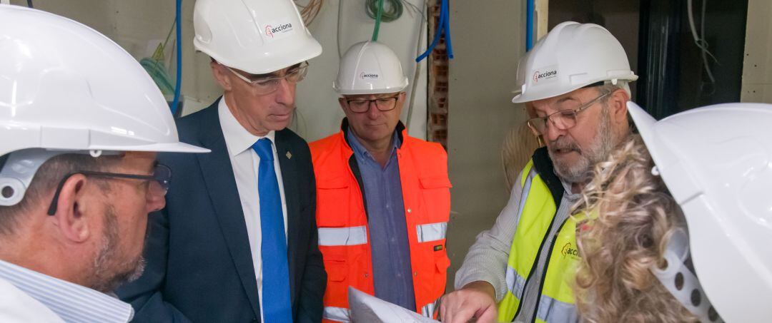 Visita del conselleiro a las obras