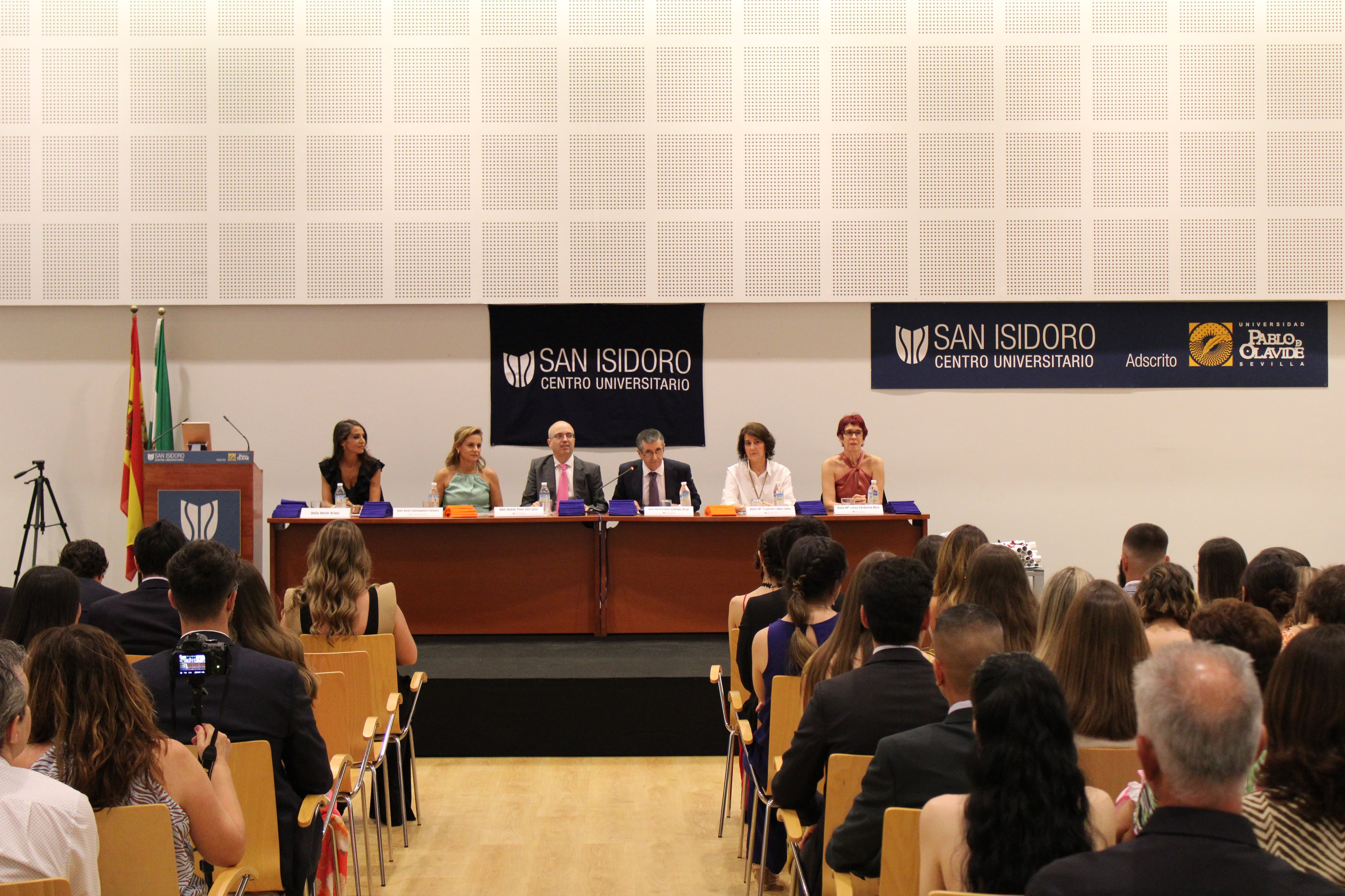 Graduación Centro Universitario San Isidoro