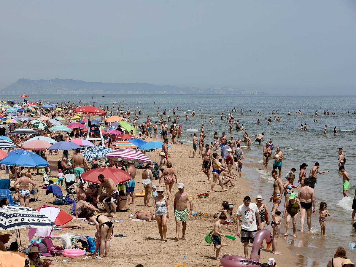 Las playas Nord y del Auir de Gandia han obtenido por primera vez la Bandera S de Sostenibilidad Turística