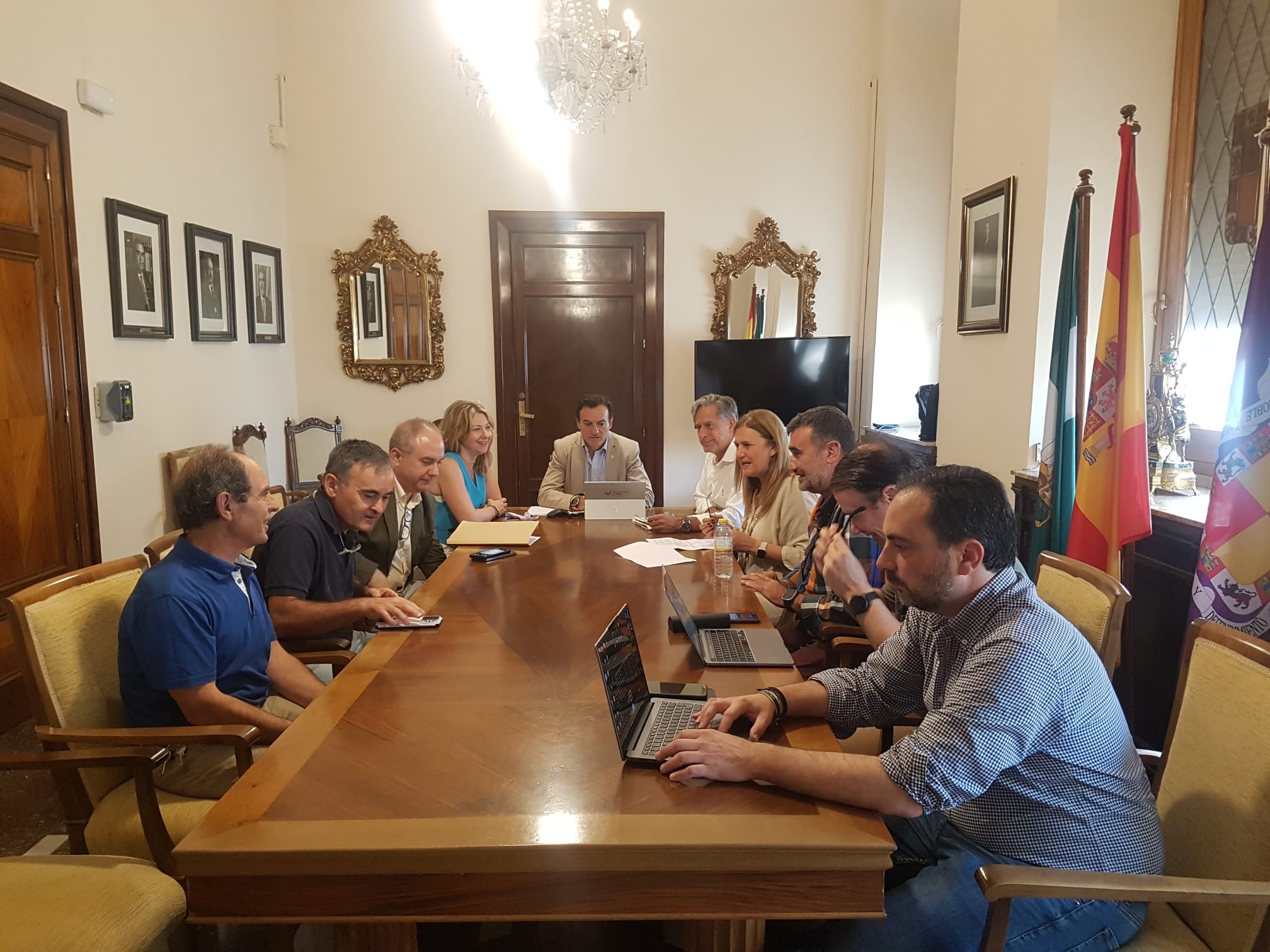 Reunión del Ayuntamiento de Jaén con Ecologistas en Acción y vecinos de Puente Jontoya para hablar de la Planta de Estiércol.