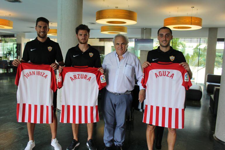 Alfonso García apuesta por las caras nuevas.