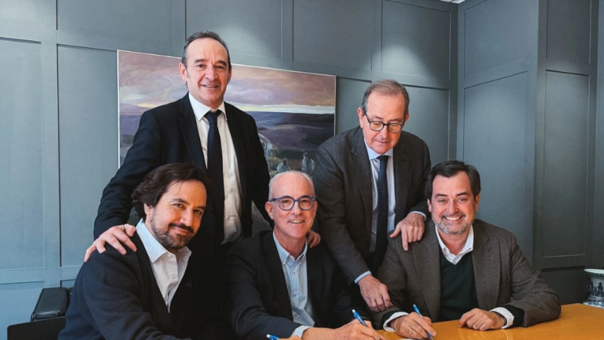 Los Grupos Costa y Arqa pasan a ser propietarios de la SD Huesca con el 96% de las acciones