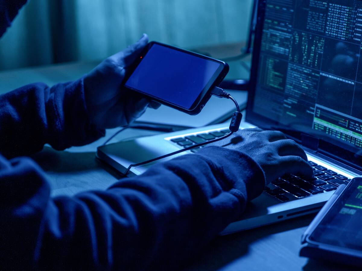 El CNI busca el relevo generacional: estos son los requisitos para los jóvenes que quieran ser espías