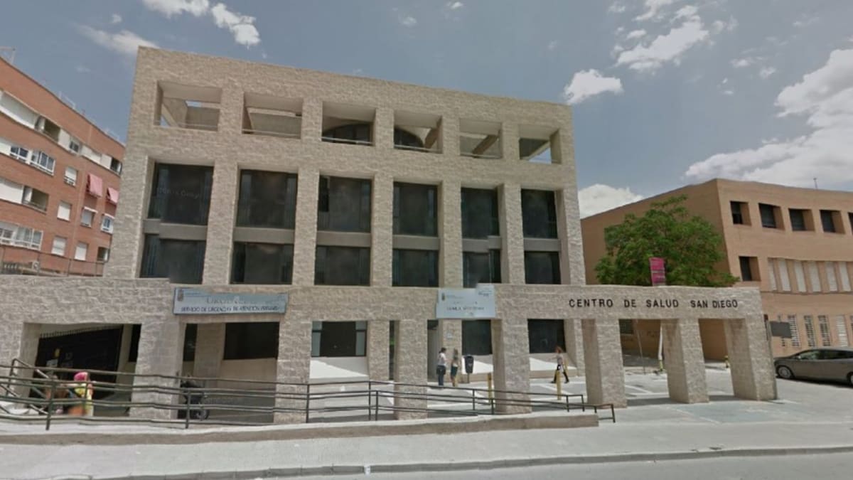 Denuncian la "masificación y saturación" del centro de salud de San Diego, en Lorca