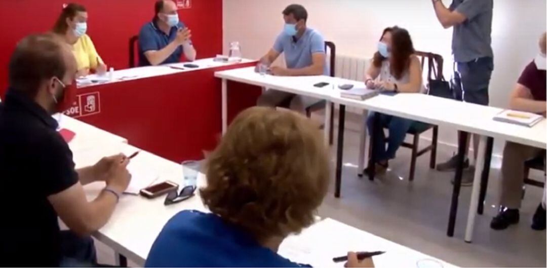 Reunión mantenida entre la vicesecretaria general del PSOECyL con alcaldes y concejales socialistas de la provincia.