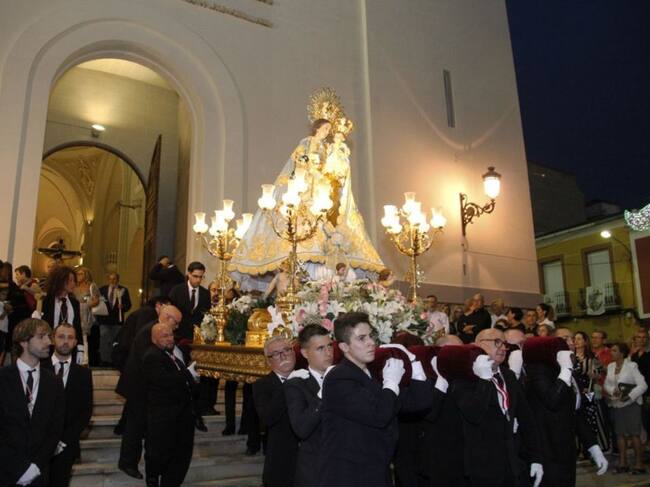 Procesión Virgen de la Salud Elda