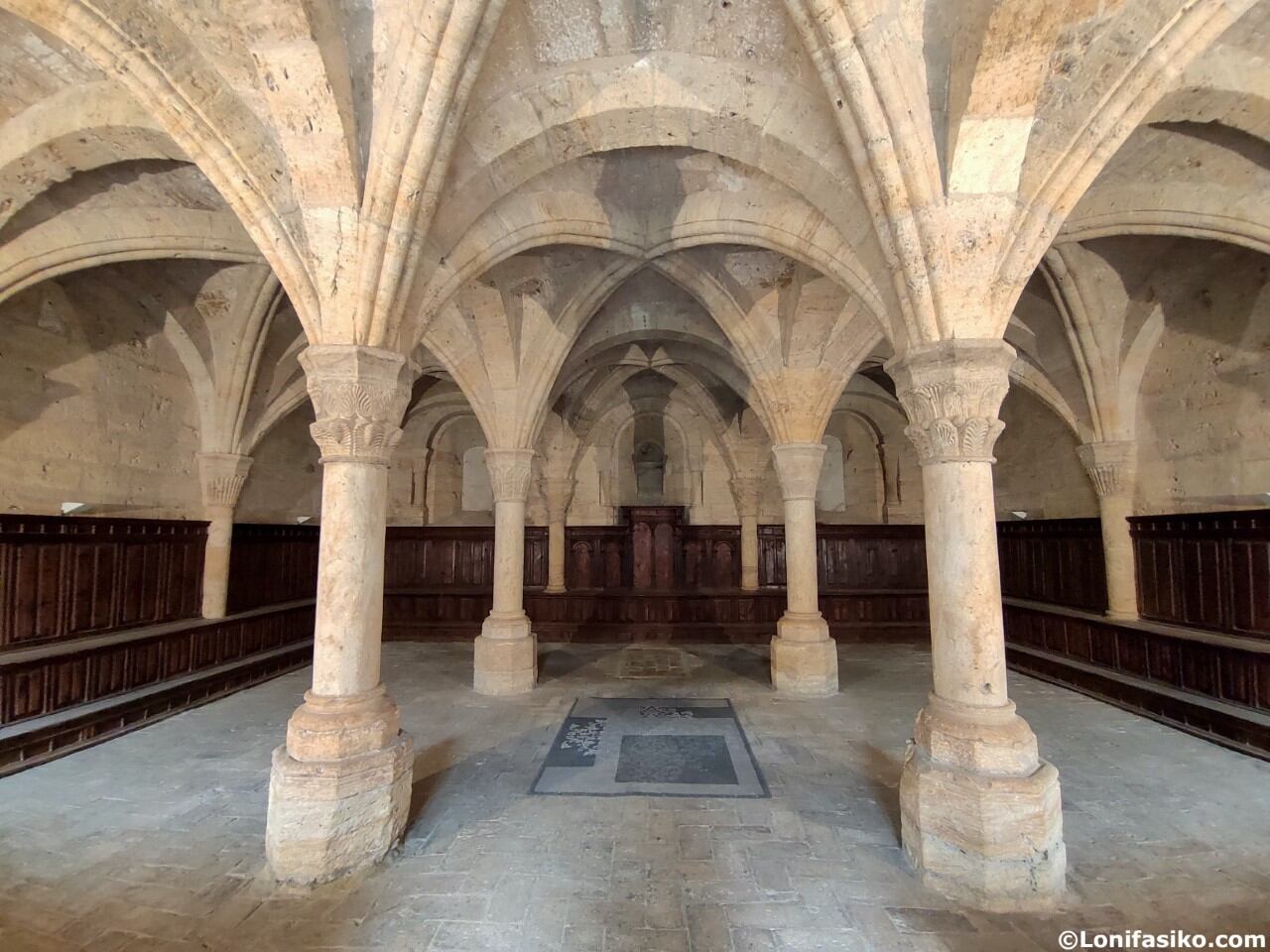 Sala capitular del Monasterio de Fitero (Fotografía: www.lonifasiko.com)