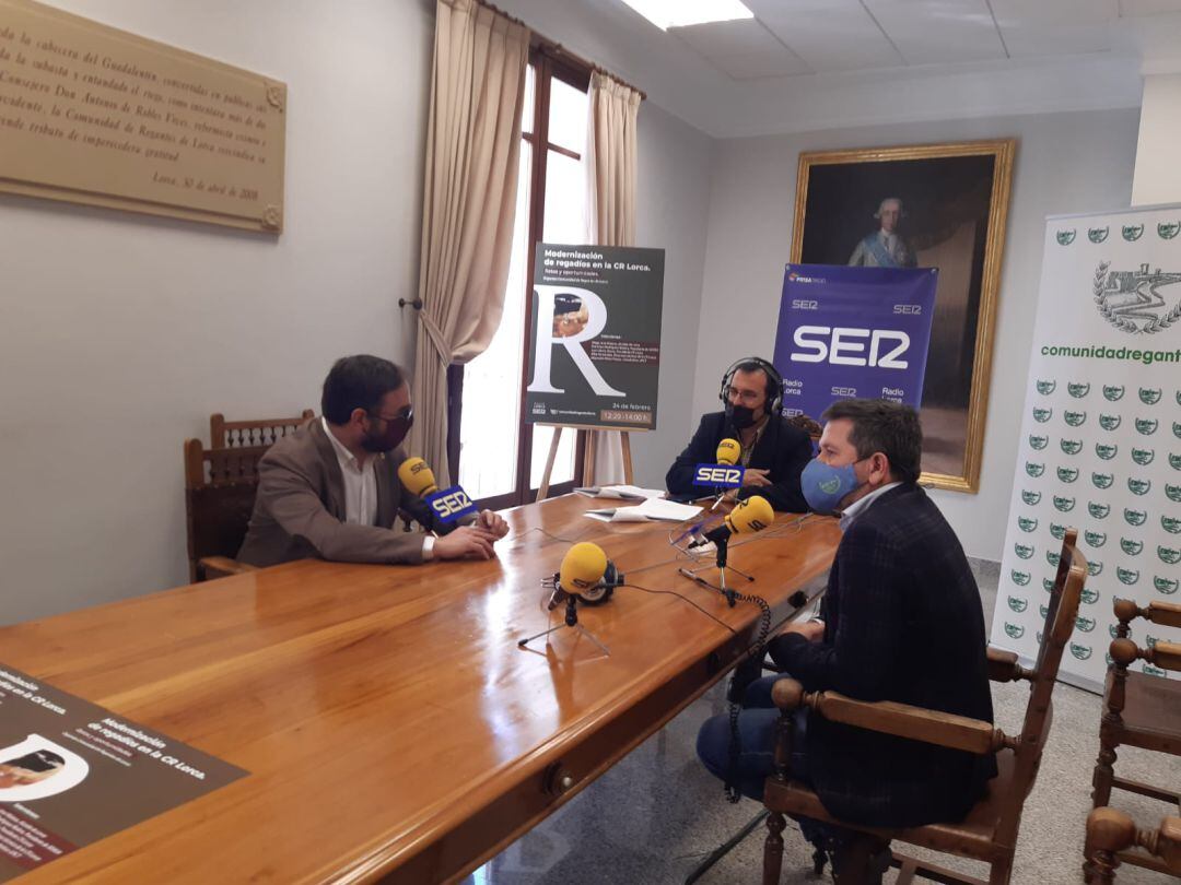 Hoy por hoy Lorca desde la Comunidad de Regantes de Lorca con Diego José Mateos, alcalde de Lorca y Juan Marín, presidente de la Comunidad de Regantes de Lorca.