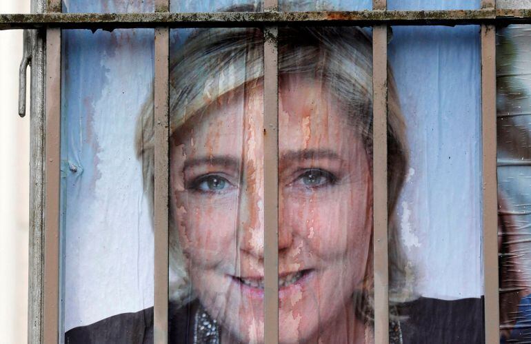 Poster de campaña de Marine Le Pen.