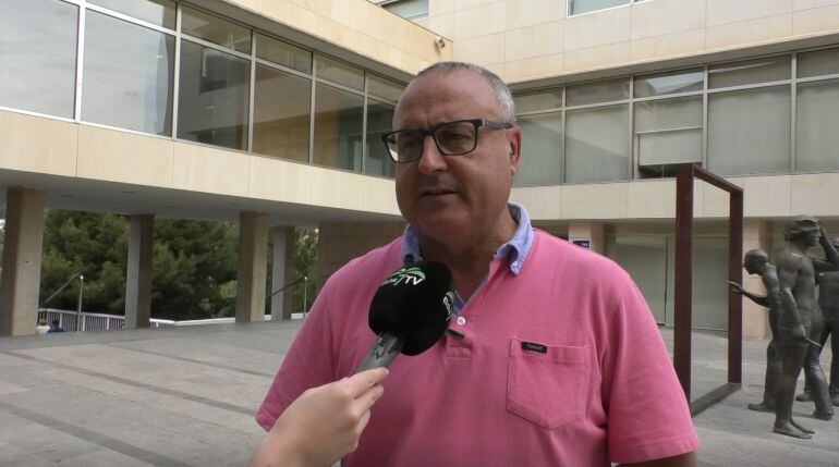 Vicente Alberola Gonzálvez, Secretario General de la sección sidical del Ayuntamiento de Elche